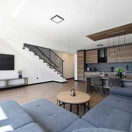 Marco Polo Apartment