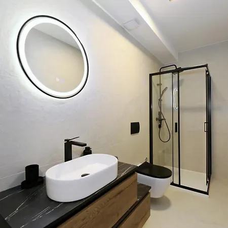 Marco Polo Apartment