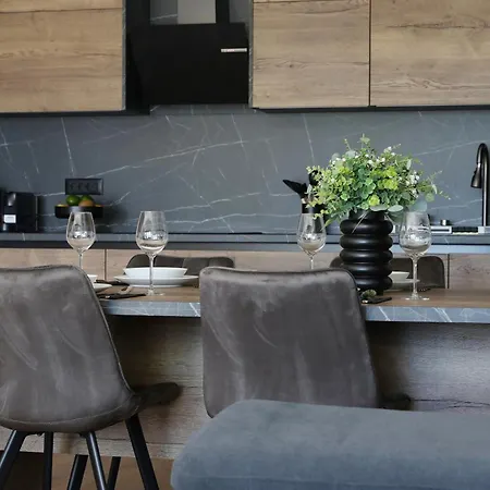 Marco Polo Apartment