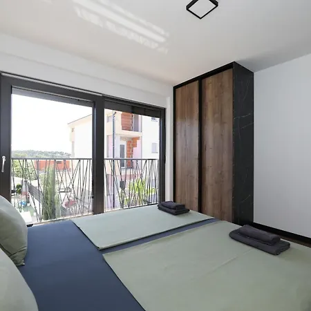 Marco Polo Apartment *